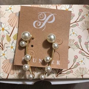 Connie earrings from Plunder